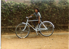 Niño en bicicleta