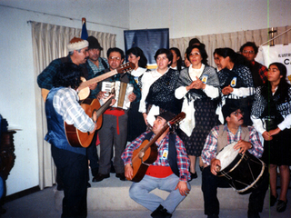 Conjunto folklórico Caicaivilú