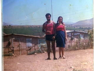 Juan Cádiz y Raquel Morgado en su casa ubicada en la quebrada El Ingenio, Ovalle. Donada por Luis Humberto Cádiz.