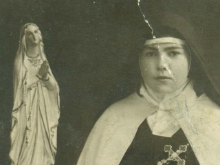 Carmelita Sor Ana María del amor misericordioso