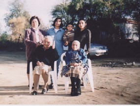 Seis generaciones de la familia Alvarado