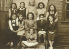Alumnas de la Escuela Anexa