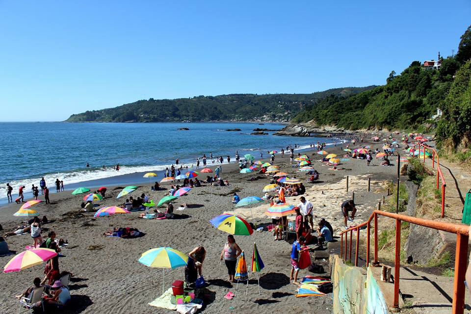 Veraneantes en Playa Grande Veraneantes en Playa Grande