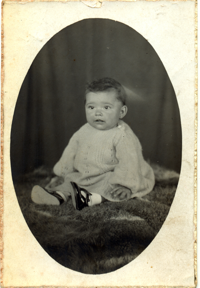 Foto de una nieta enviada a su abuela Foto de una nieta enviada a su abuela