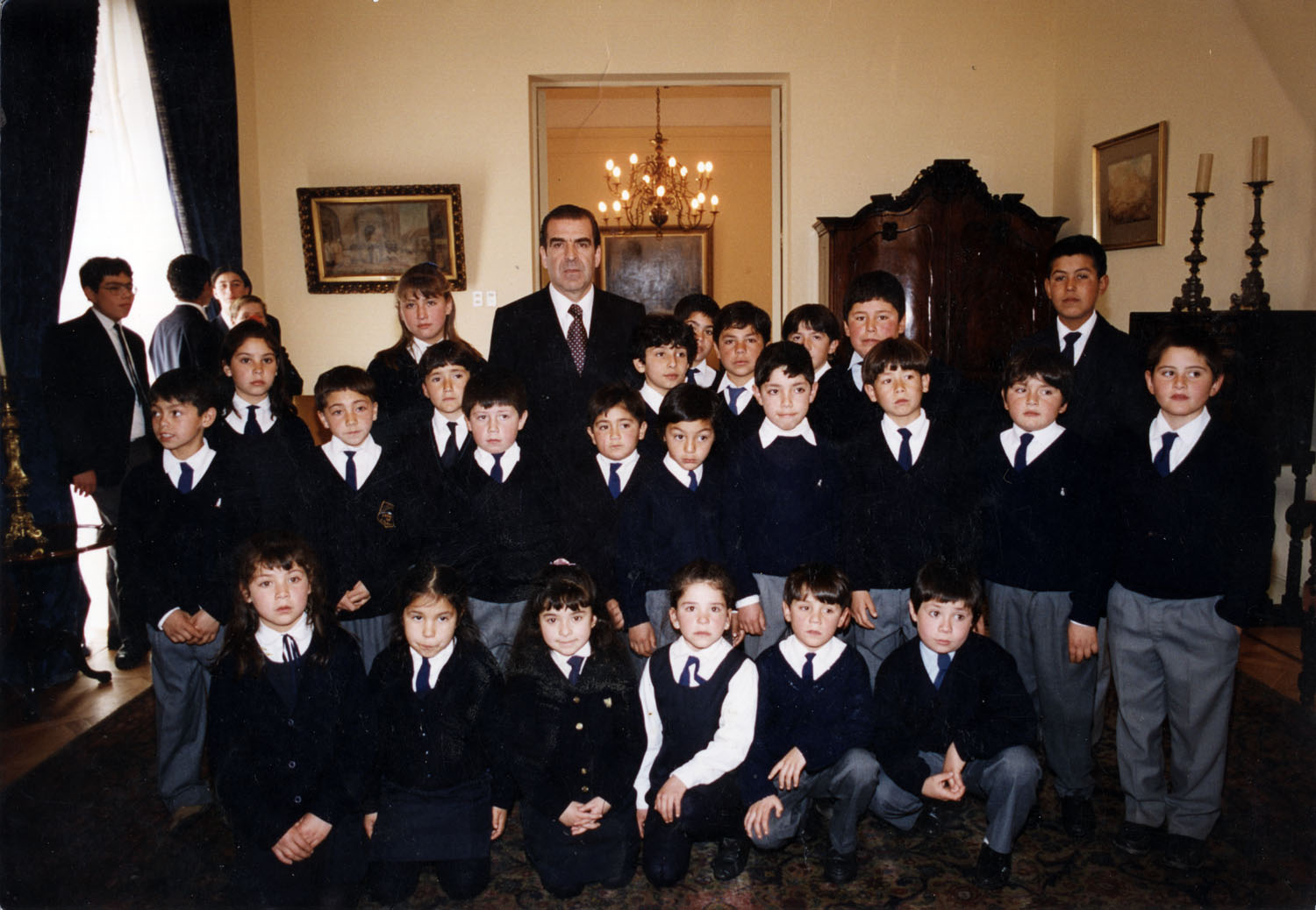 Visita Escuela Colonia de Catemu al Palacio de la Moneda Visita Escuela Colonia de Catemu al Palacio de la Moneda