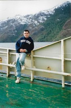 Joven a bordo de buque pesquero