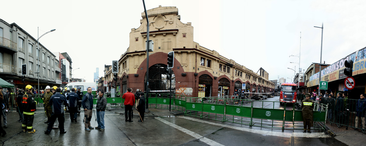 Frontis del Mercado Modelo tras el incendio Frontis del Mercado Modelo tras el incendio