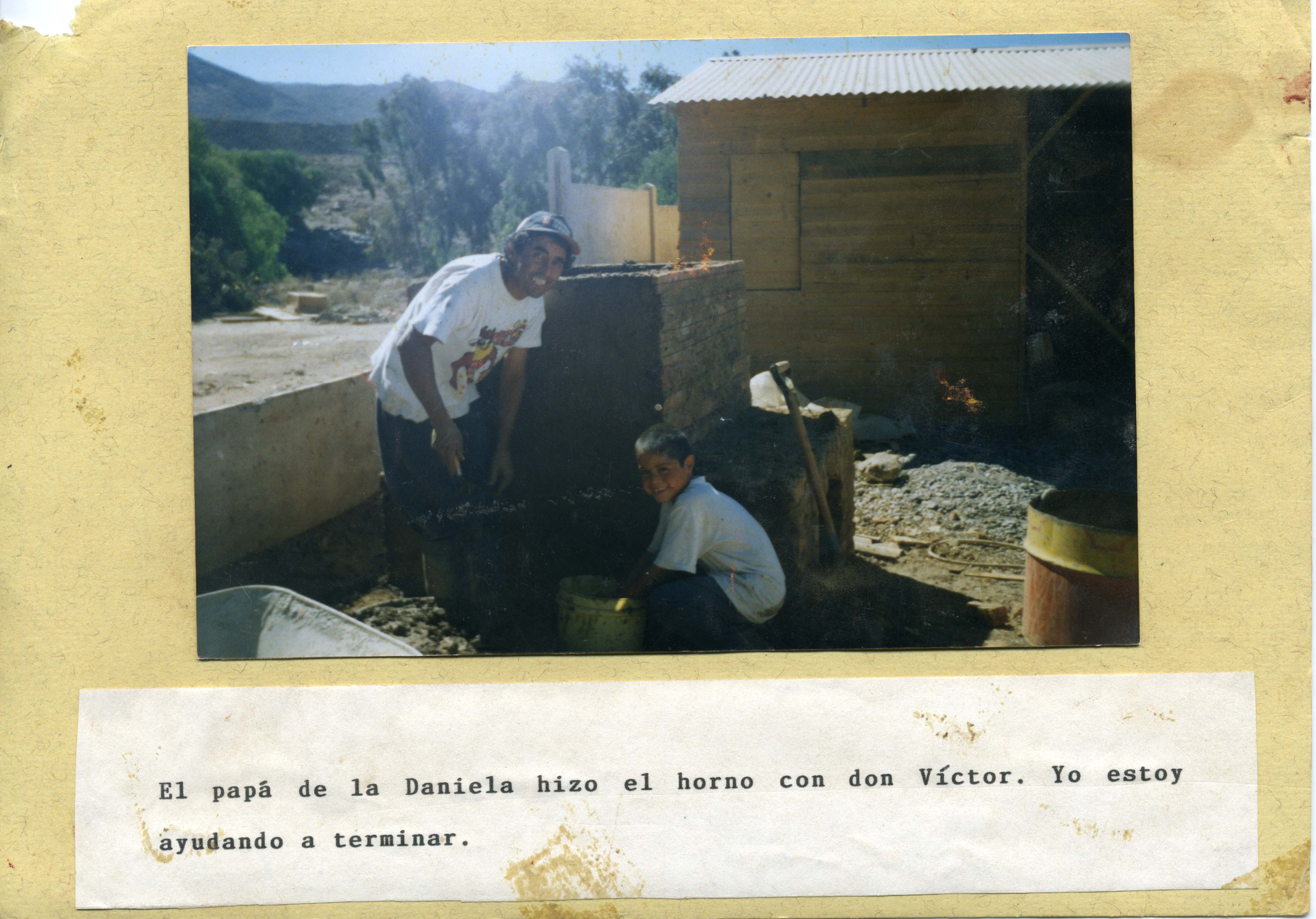 Construcción de un horno de barro Construcción de un horno de barro