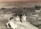 Niñas en el Río