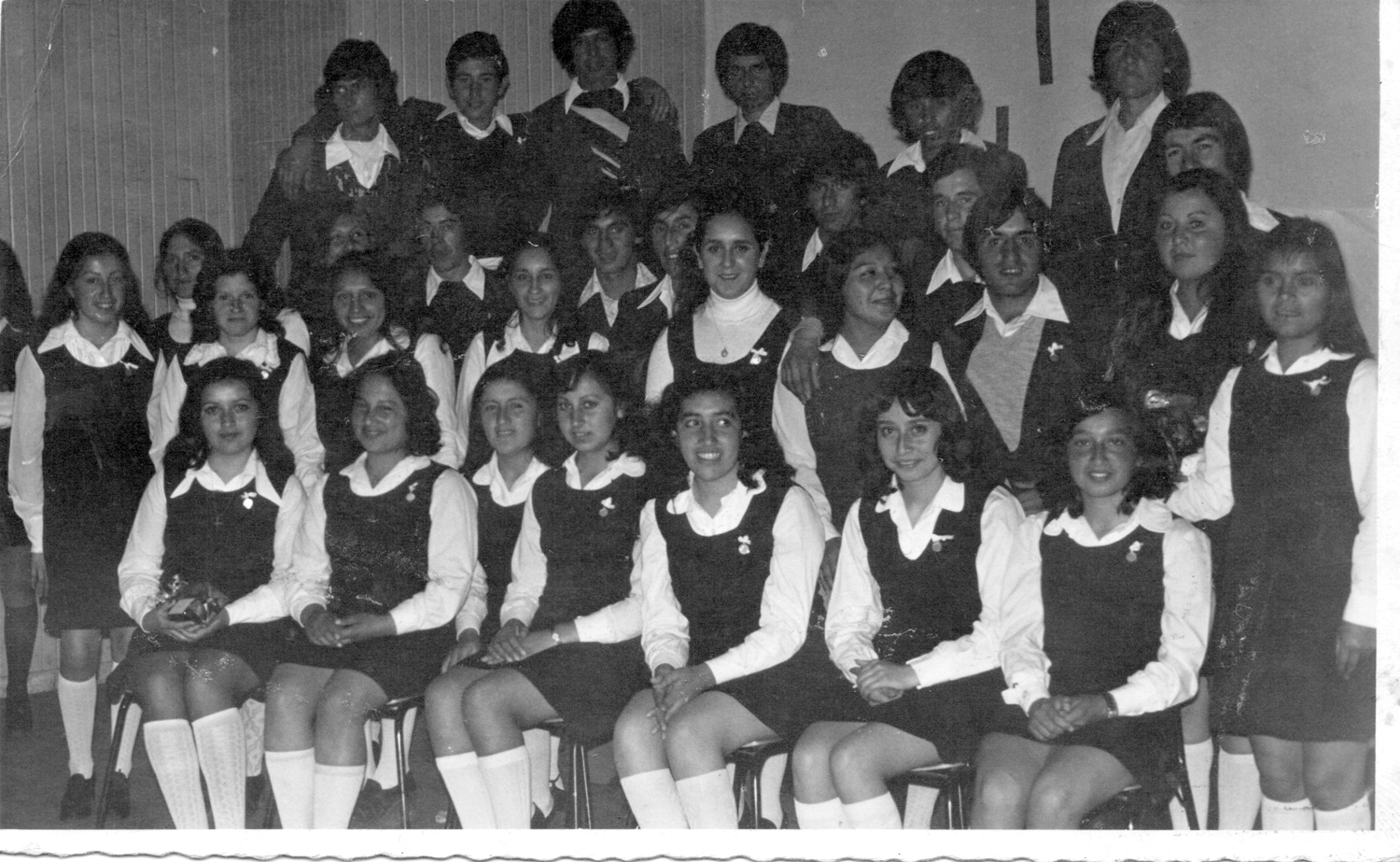 Graduación 4° B liceo politécnico Calbuco Graduación 4° B liceo politécnico Calbuco