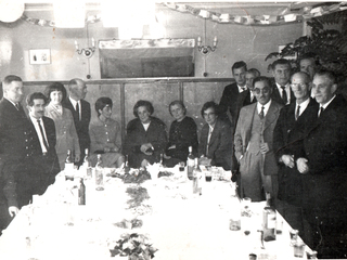 Autoridades en celebración de fiestas patrias