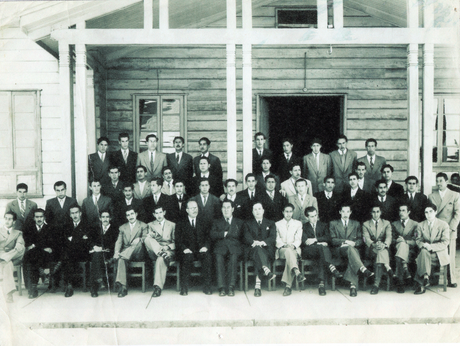 Alumnos egresados de la escuela normal de Chillan Alumnos egresados de la escuela normal de Chillan