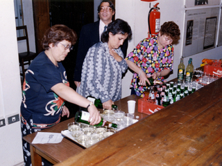 Cóctel en la biblioteca Severín