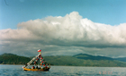 Navegando en la bahía de Corral