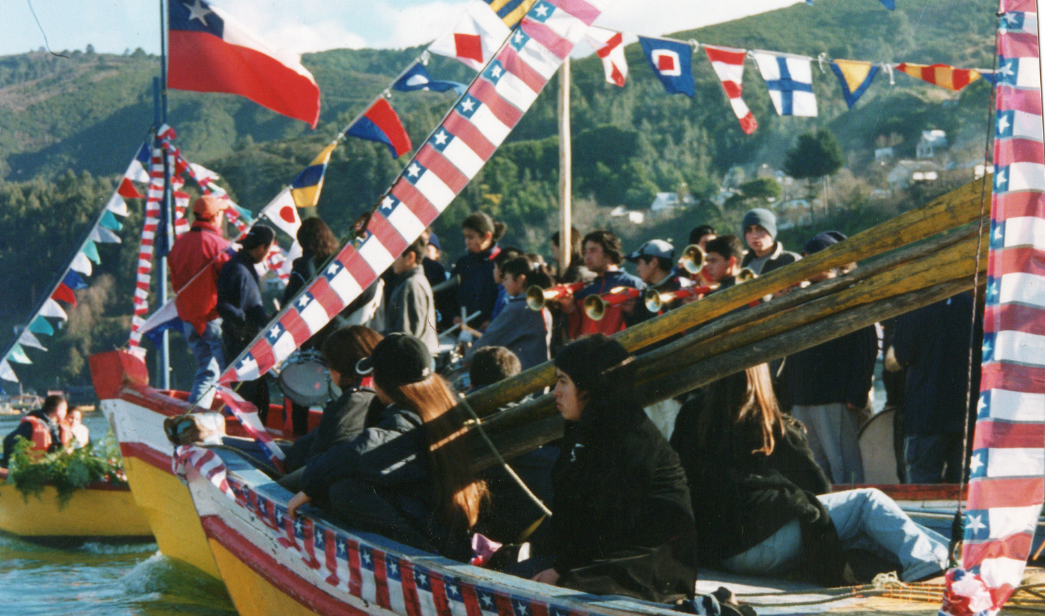 Peregrinos y feligreses participan de la procesión de San Pedro Peregrinos y feligreses participan de la procesión de San Pedro