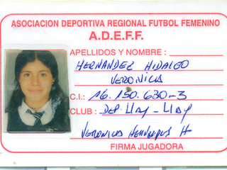 Puntera del club femenino deportivo Llayllay