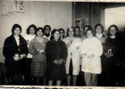Apoderadas y profesoras en el colegio Correntoso