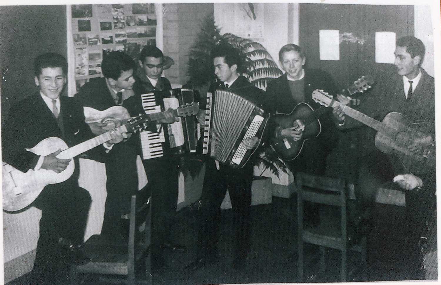 Recreos musicales en la Escuela Normal Recreos musicales en la Escuela Normal
