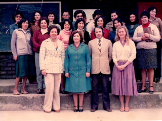 Plantel docente y directivo de la Escuela Gabriela Mistral