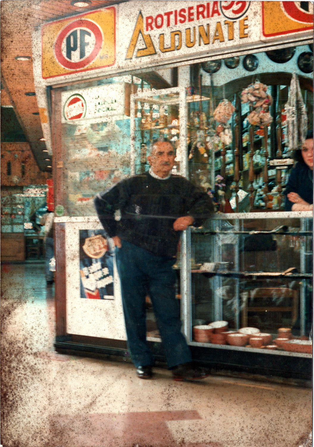 René Arroyo en rotisería del mercado René Arroyo en rotisería del mercado