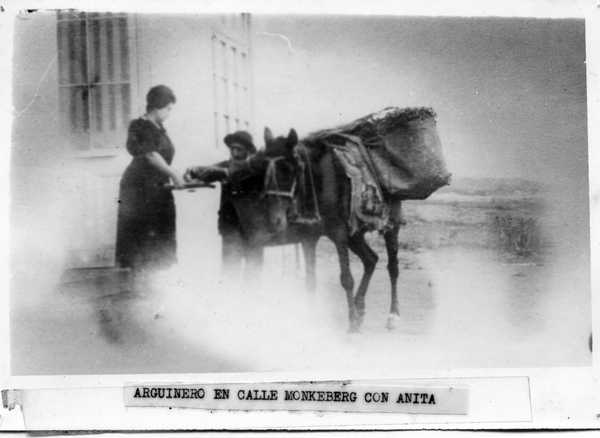 Vendedor ambulante de la época