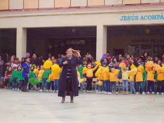 Cantando a los niños