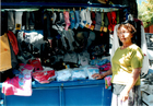 Eliana y su carrito azul