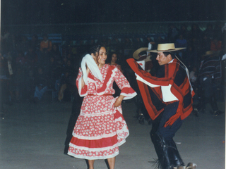 Bailando cueca