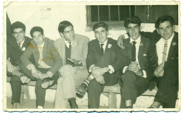 Jóvenes en un matrimonio