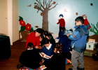Biblioteca con niños de primer año
