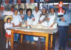 Haciendo masas en el jardín infantil Remolino