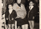 Abuela y nietos