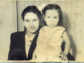 Junto a mi mamita