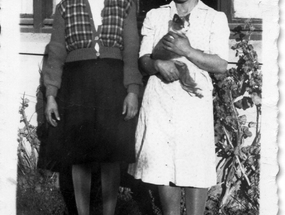 Mi mamá junto a su hermana