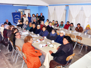 Once del club de adulto mayor Santa Paulina