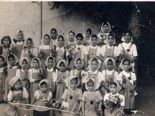 Niñas coro litúrgico Escuela Parroquial