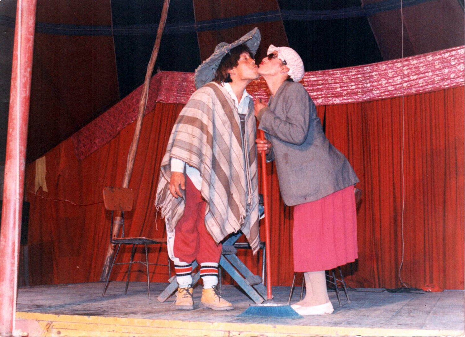 Tony Cachureo en el Circo Nacional de las Estrellas Tony Cachureo en el Circo Nacional de las Estrellas