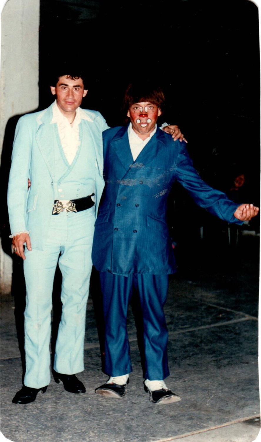 Tony Cachureo junto a “El Gitano” Tony Cachureo junto a “El Gitano”