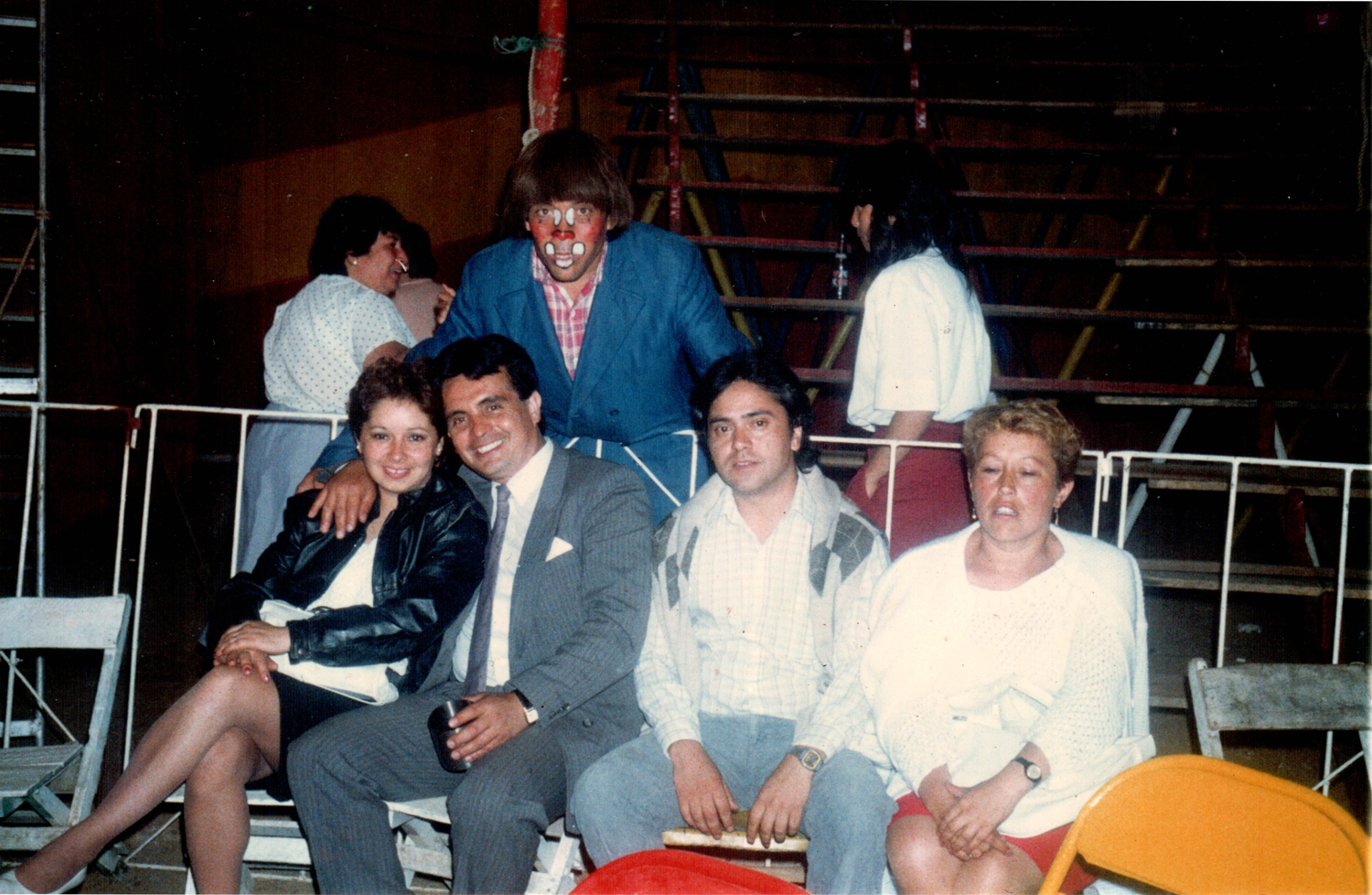 Tony Cachureo junto a su familia Tony Cachureo junto a su familia