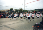 Juventud de la Cruz Roja en desfile de fiestas patrias