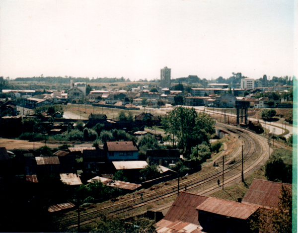 Vista entrada sur antigua estación de ferrocarriles