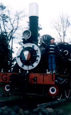 Jonathan en locomotora