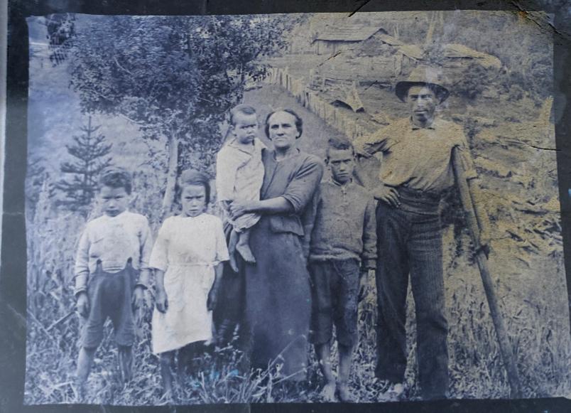 Familia Familia
