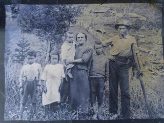 Familia