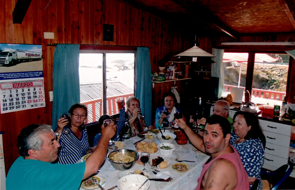 Almuerzo familiar en Pucatrihue