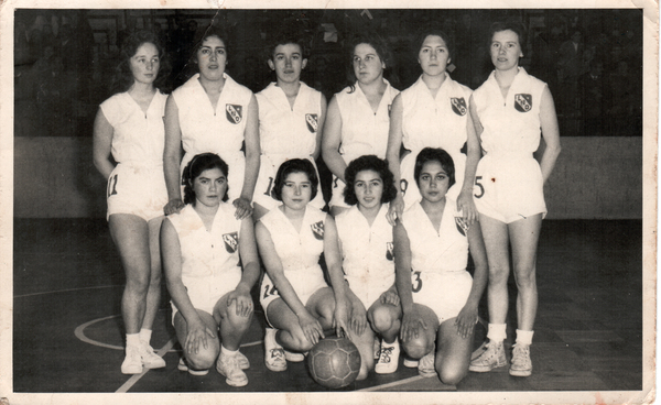 Equipo de basquetbol del liceo de niñas