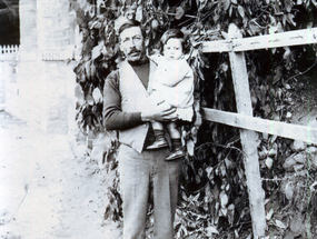 Mi abuelo con la tía Julia Quezada