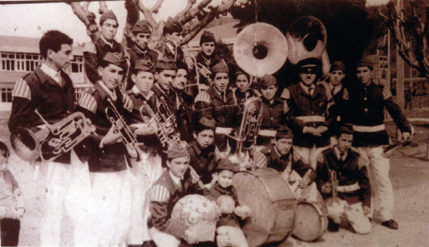 Histórica fotografía de la banda Esmeralda Histórica fotografía de la banda Esmeralda