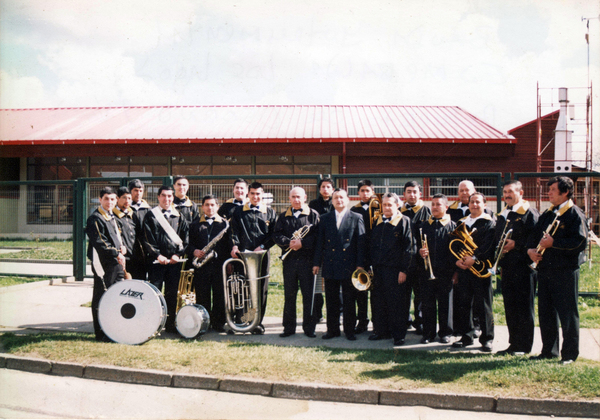 Banda Esmeralda y refuerzo de colegas de banda de Osorno