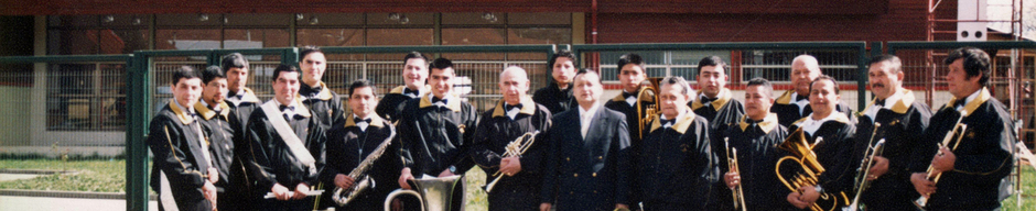 Banda Esmeralda y refuerzo de colegas de banda de Osorno